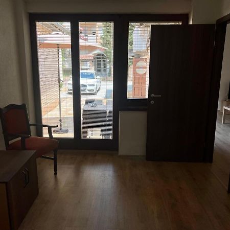 Home Base Apartments Skopje Zewnętrze zdjęcie