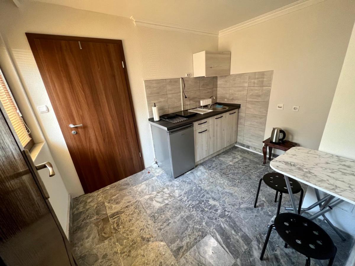 Home Base Apartments Skopje Zewnętrze zdjęcie